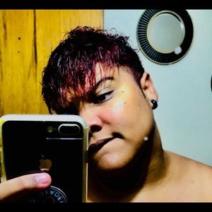 Meet your Posher, Cecilia